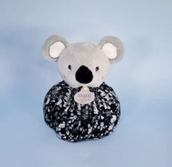 Doudou Et Compagnie - Les Petits Fûtés - Doudou Boule Koala Blanc Noir 25 Cm -Jouets En Peluche Boutique les20petits20futes2020boule20koala20blanc20noir20202520cm 3
