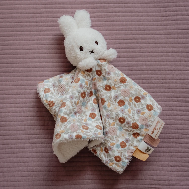 Little Dutch X Miffy Doudou Lapin Plat Liberty 25 Cm 1 Little Dutch X Miffy Doudou Lapin Plat Liberty 25 Cm